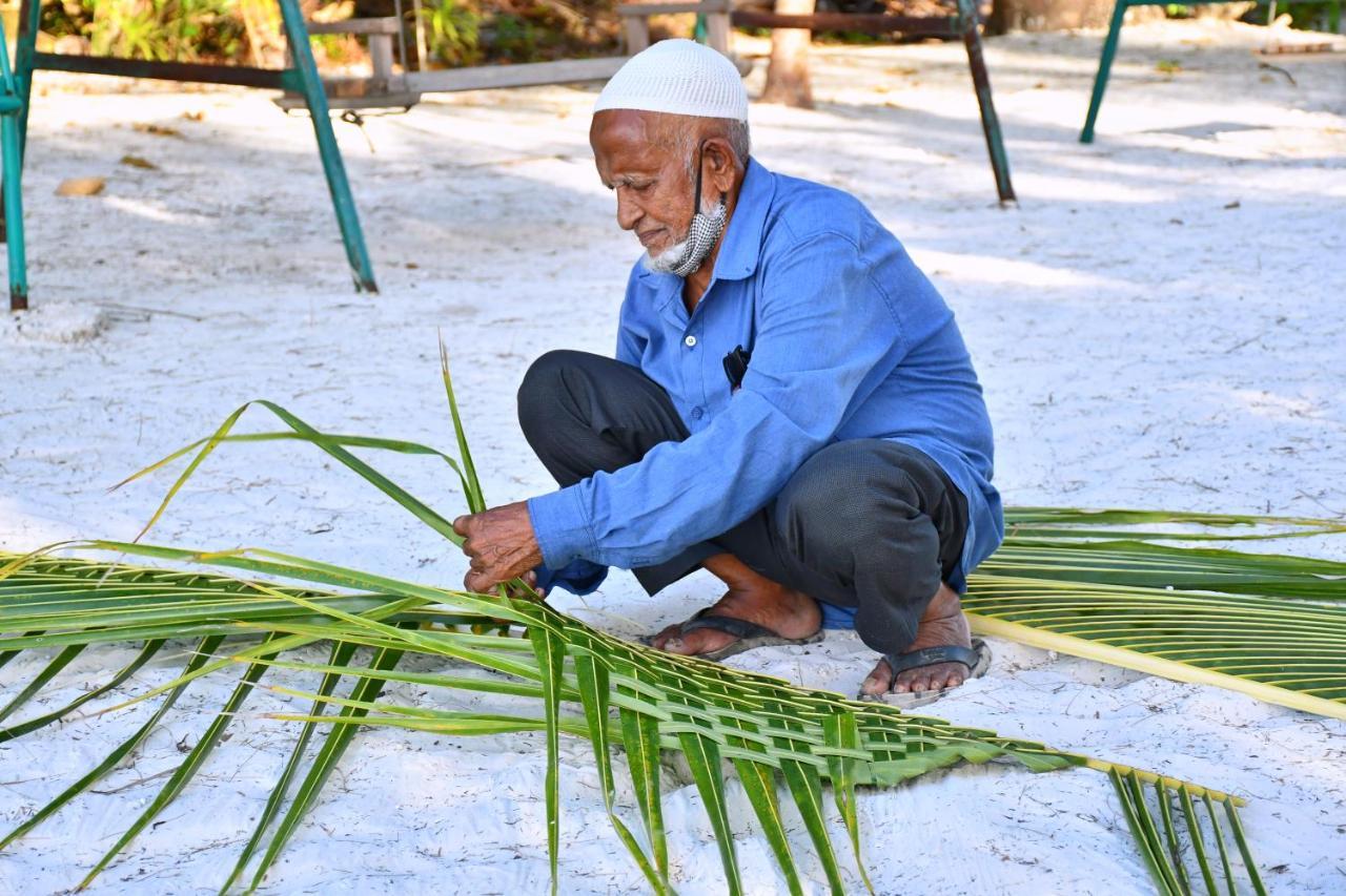 Charming Holiday Lodge- Addu Atoll Meedhoo, Maldives Exteriör bild