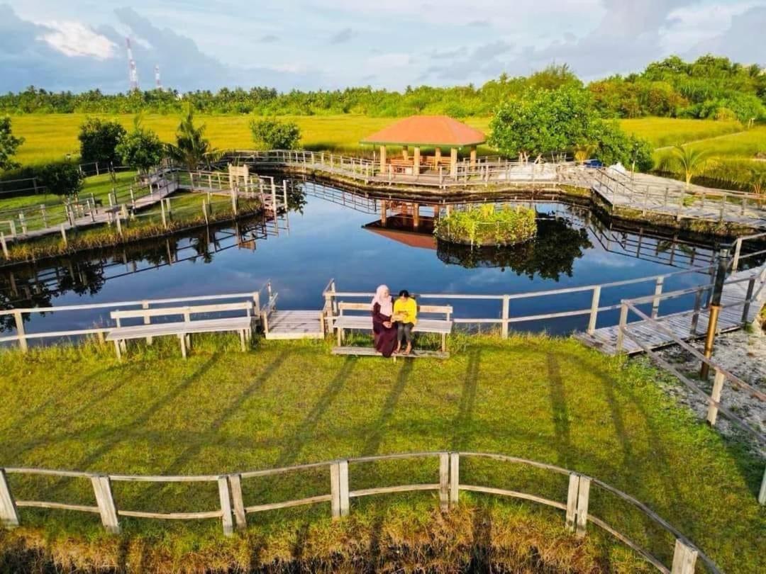 Charming Holiday Lodge- Addu Atoll Meedhoo, Maldives Exteriör bild