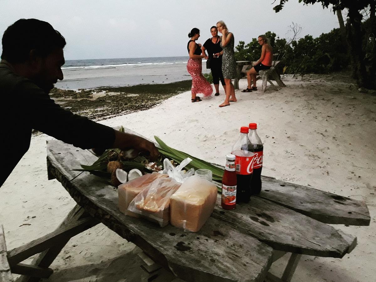 Charming Holiday Lodge- Addu Atoll Meedhoo, Maldives Exteriör bild